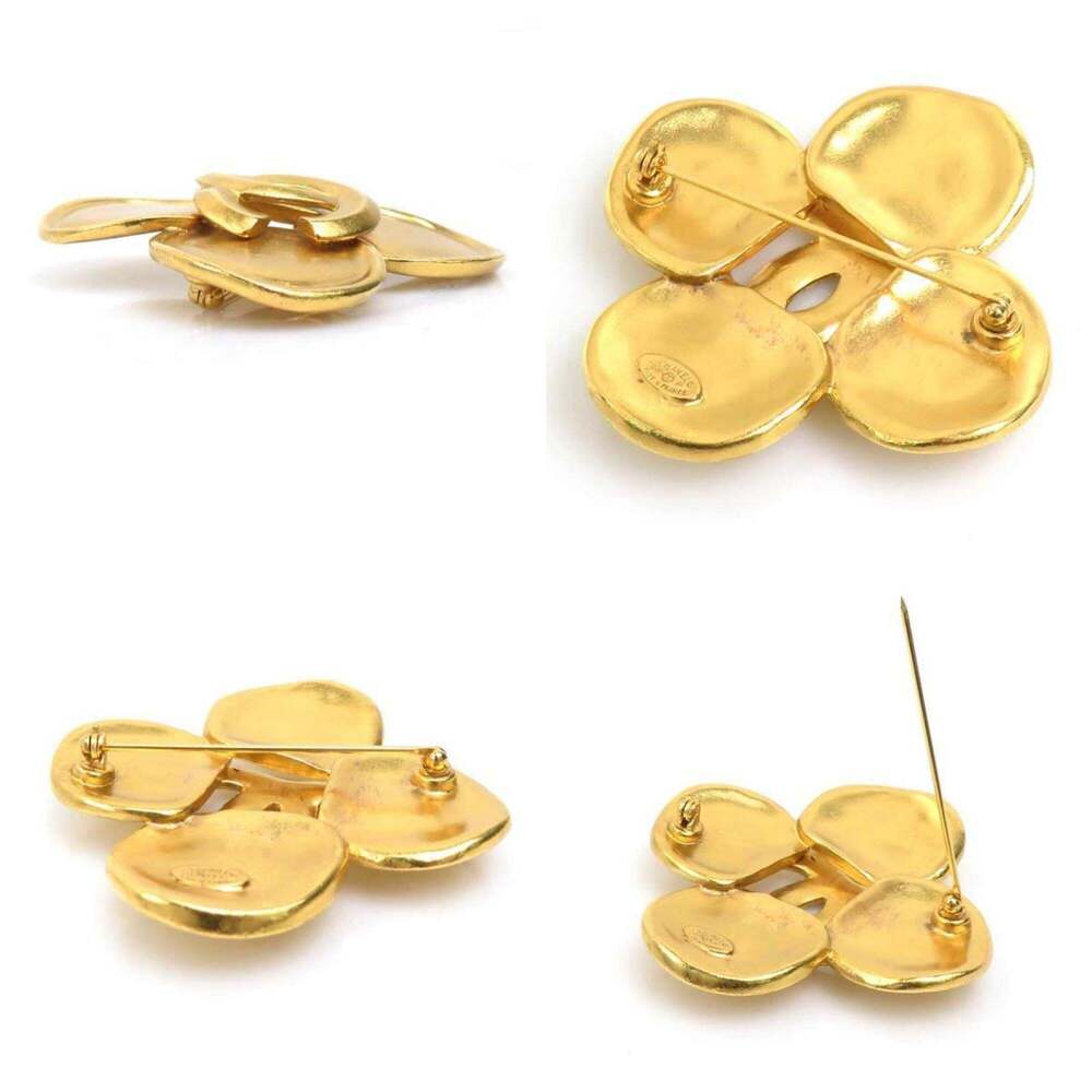 CHANEL Gold Logo Brooch - Picture 3 of 5